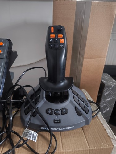 Thrustmaster simtask farmstick - thrustmaster,