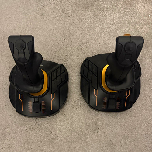 Thrustmaster flight stick x - t.flight,