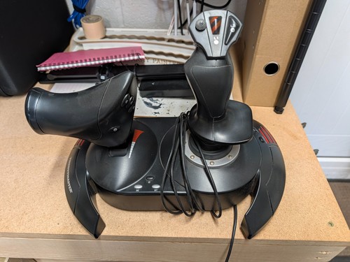Thrustmaster flight hotas - hotas, x
